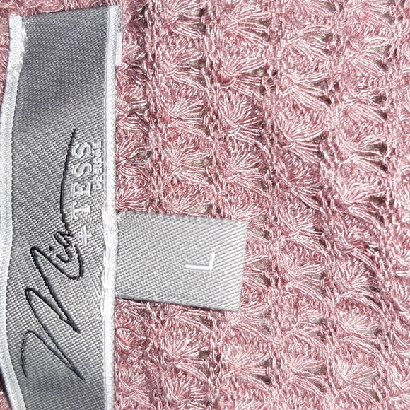 MIA+TESS - Beautiful Waffle Textured Long Tunic With White Lace Trim - Size: L - Picture 7 of 9